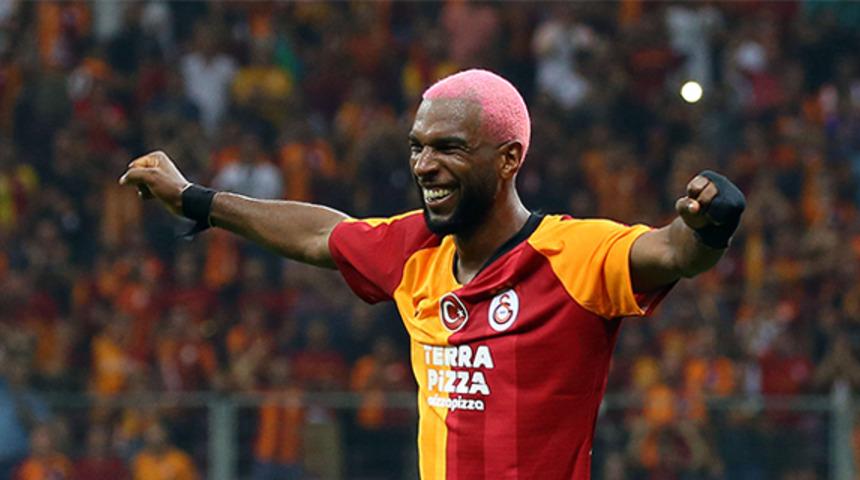 Ajax'a kiralık gönderilen Ryan Babel için açıklama geldi