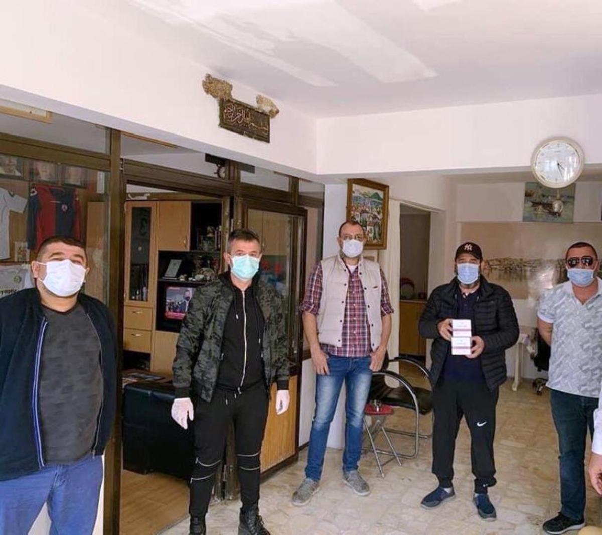 Ayvalık&rsquo;ta MHP Covid-19 salgınına karşı savaş a&ccedil;tı