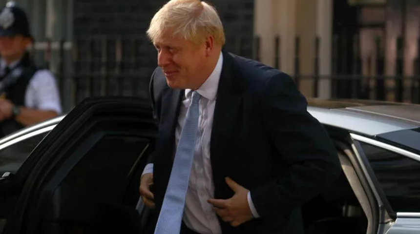 İngiltere Başbakanı Johnson, 22 gün sonra görevine döndü