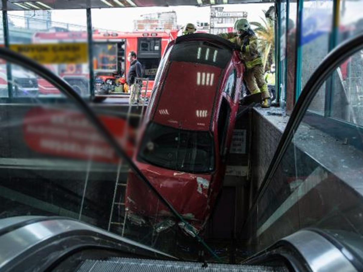 Yer: İstanbul! Akılalmaz kaza