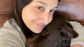 Gupse Özay’ı çocukluğuna döndüren çiçek 