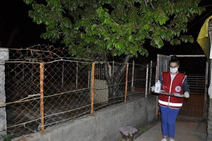 Tunceli’de evlere kandillerle kahvaltı servisi G2