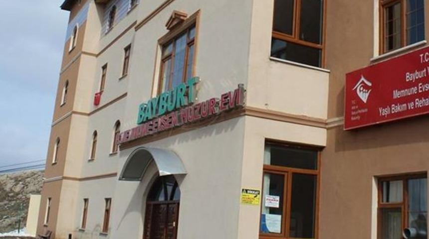 Bayburt'ta huzurevinde &ccedil;ok sayıda kişide koronavir&uuml;s &ccedil;ıktı! Valilik'ten a&ccedil;ıklama