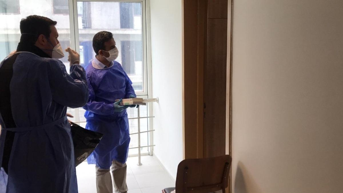 İl M&uuml;ft&uuml;l&uuml;ğ&uuml;&rsquo;nden g&ouml;zetim altında tutulan vatandaşlara Kur&rsquo;an-ı Kerim hediye verildi