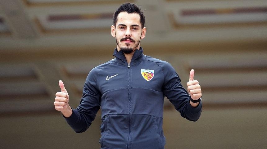 Yasir Subaşı: &ldquo;Futbol ve Kayserispor taraftarı ile buluşacağımız g&uuml;n&uuml; iple &ccedil;ekiyorum&rdquo;