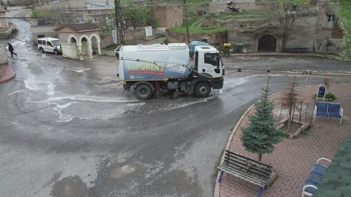 Kocasinan&rsquo;ın merkez ve kırsal mahallelerinde hijyen ve dezenfekte hizmeti