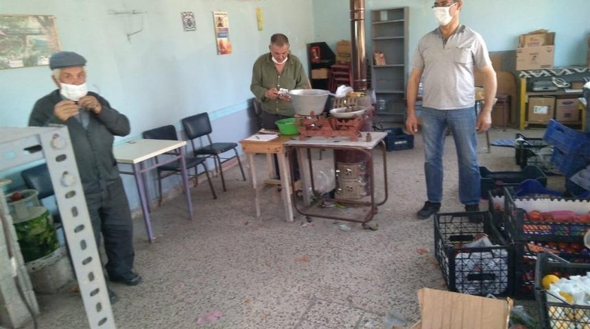 Karantinadaki köye “Vefalı” destek