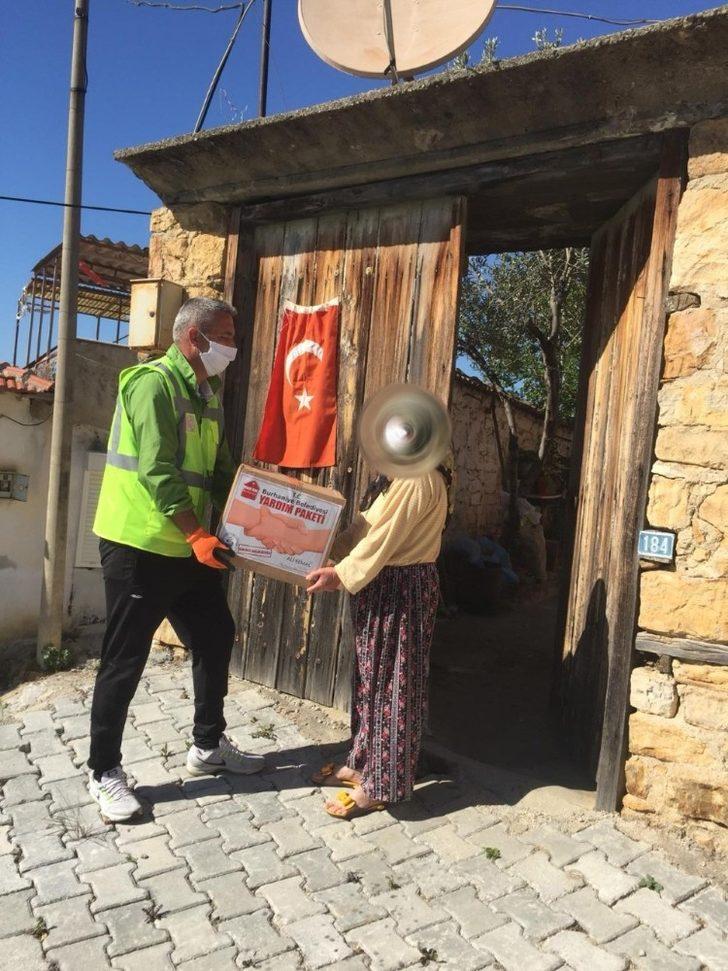 Burhaniye Belediyesi’nden 1300 kişiye yardım paketi G2