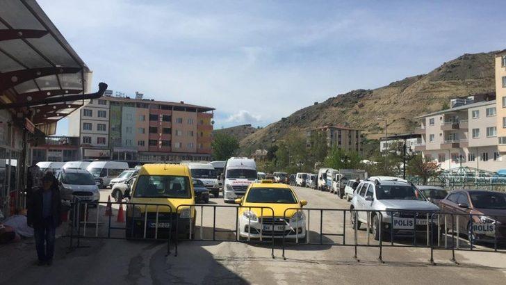 Polislerden sosyal mesafe uyarısı G2