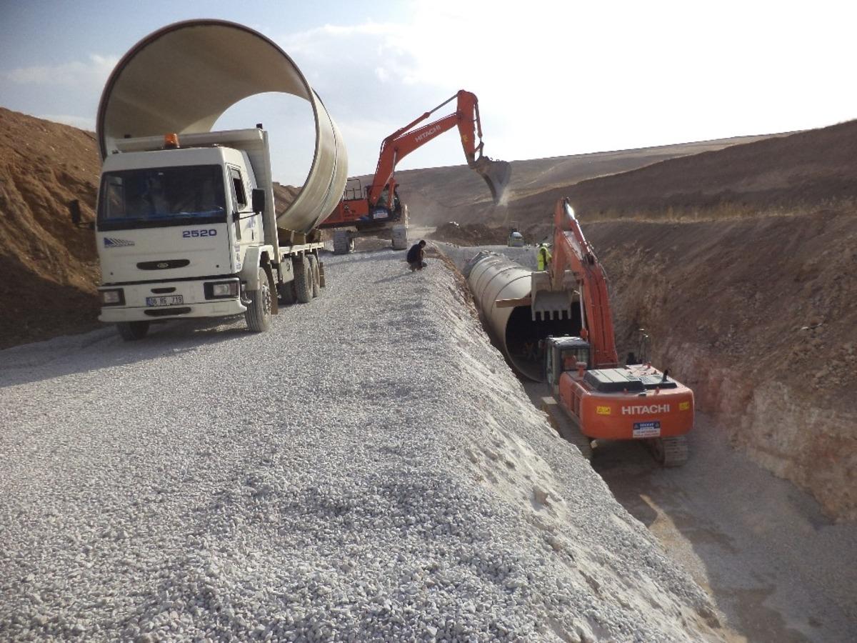 B&uuml;nyan-Sarıoğlan sulamasında &ccedil;alışmalar devam ediyor