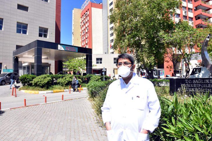 'Bu virüs kendi kendine gezmiyor' Koronavirüsü yenen profesör yaşadıklarını anlattı G2