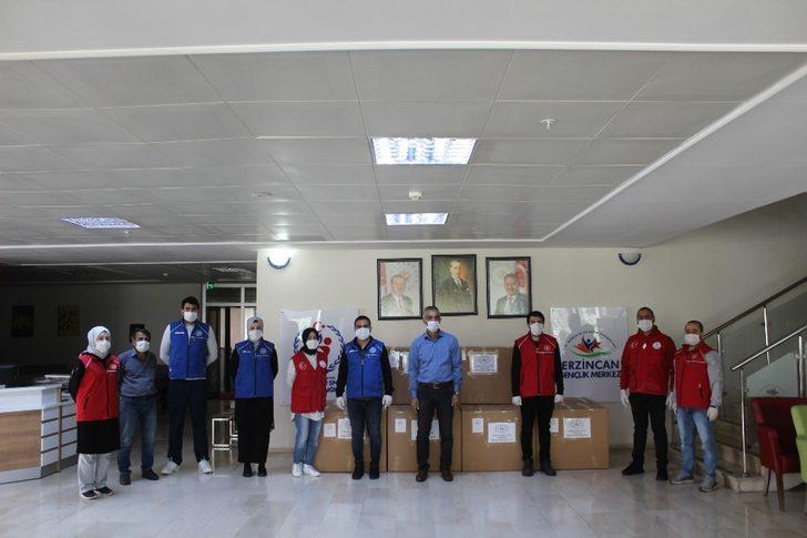 Erzincan Gençlik Merkezi 15 bin adet siperli maske üretti G4