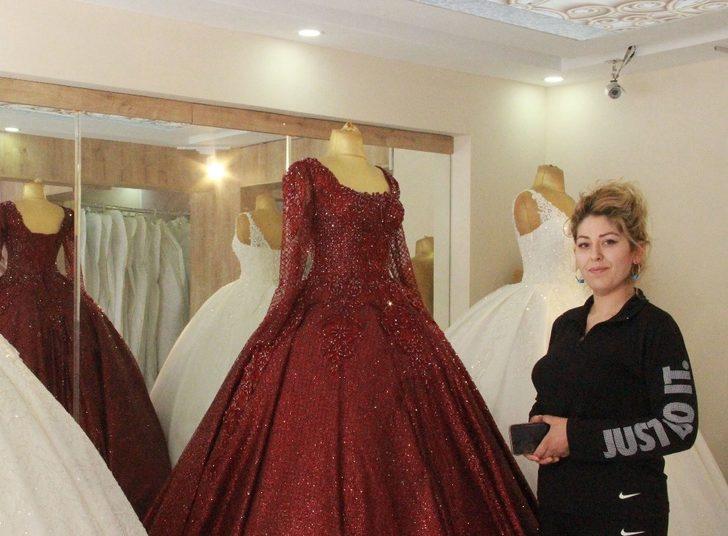 Sivas’ta korona gelinlik satışlarını vurdu G2