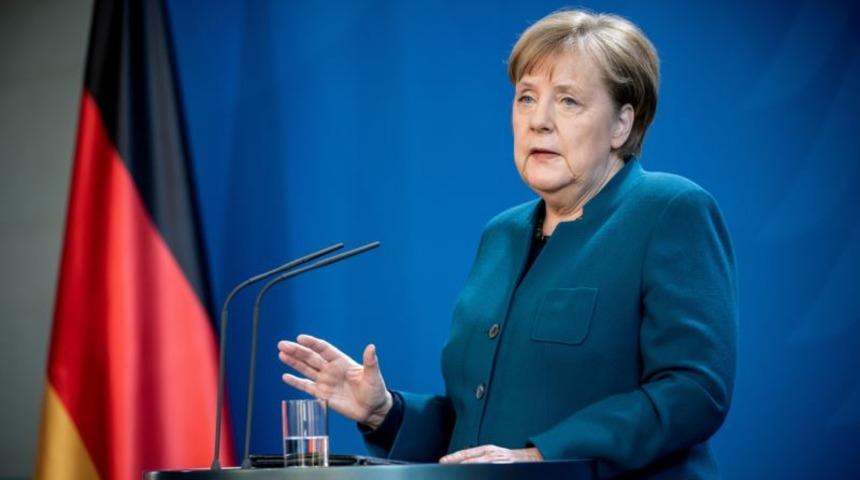 Son dakika: Almanya'da flaş karar! Bazı alanlar tekrar açılıyor