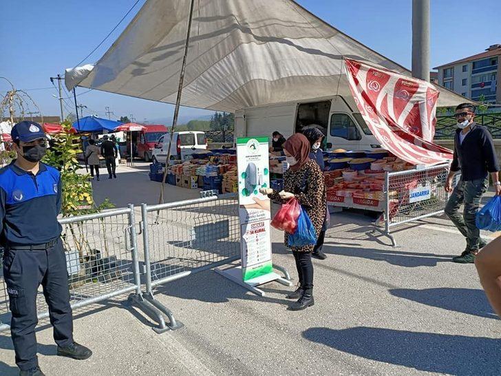 Belediye ücretsiz maske dağıtımına başladı G3