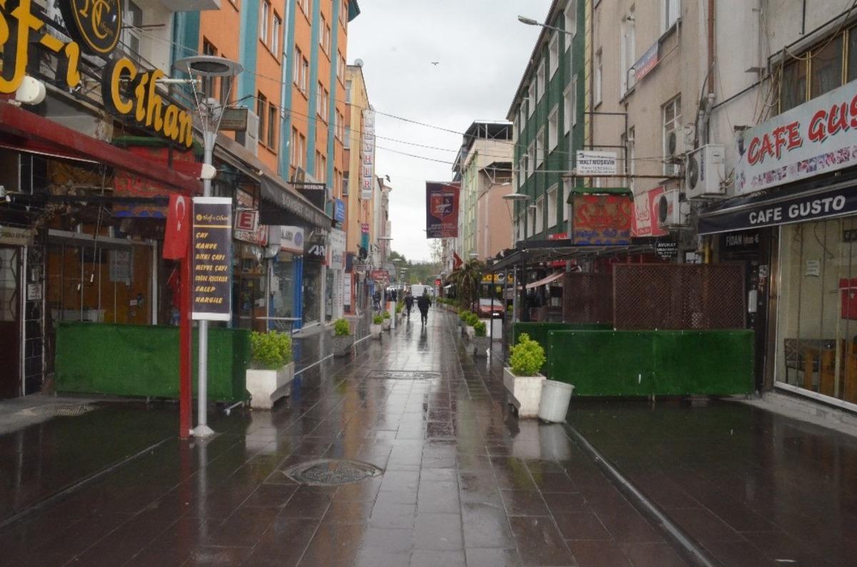 D&uuml;kkanları kapalı olan esnaf belediyeye teşekk&uuml;r etti