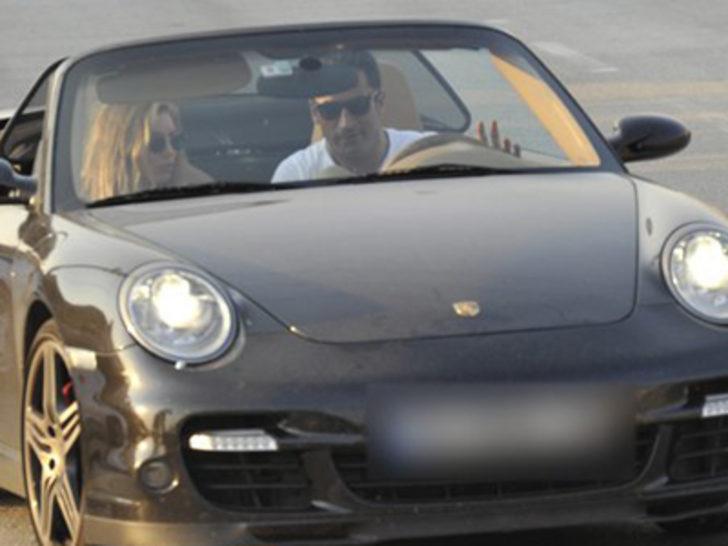 Kenan'dan Sinem Kobal'a yeni ev hediyesi G4