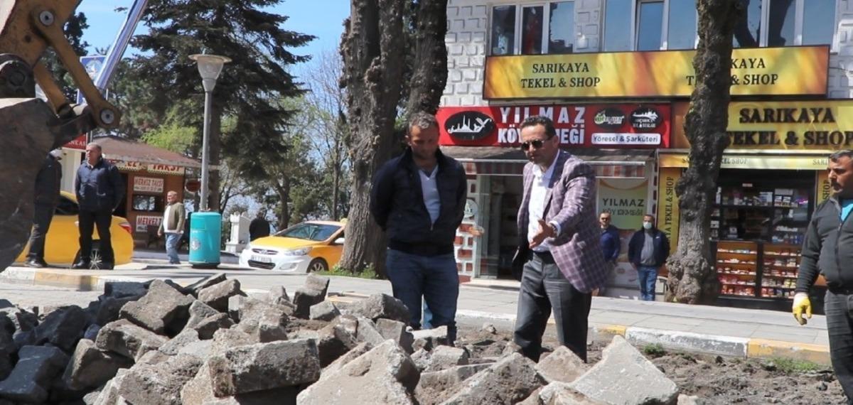 Ak&ccedil;akoca&rsquo;nın meydana sil baştan yenileniyor