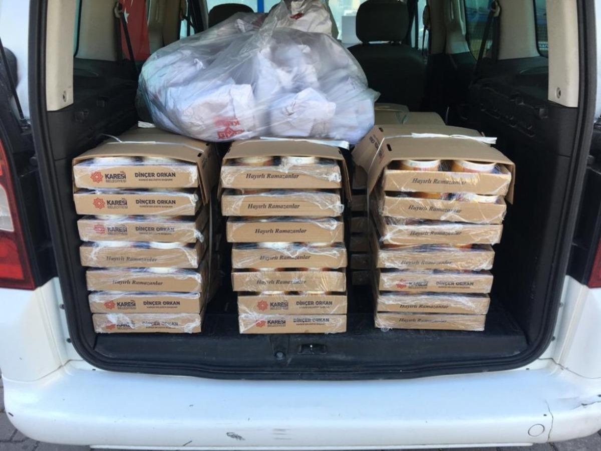 Karesi, iftarda evlere misafir