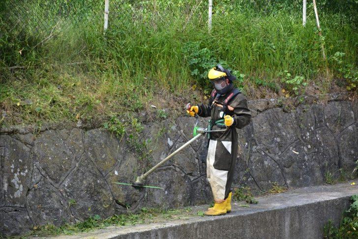 Kdz. Ereğli Belediyesi kentte ki dereleri temizliyor G3