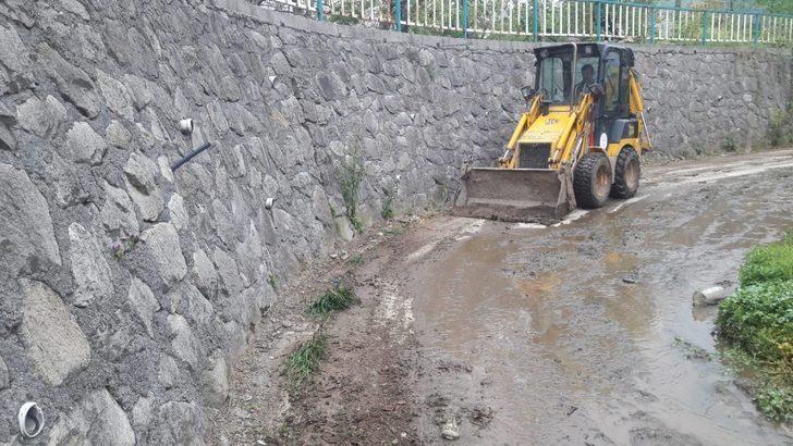 Kdz. Ereğli Belediyesi kentte ki dereleri temizliyor G5