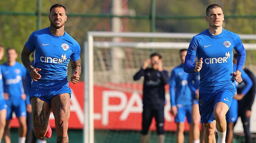 Kasımpaşa antrenmanlara başladı