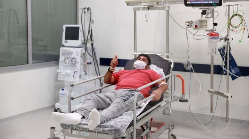 İsve&ccedil;&rsquo;ten getirilen Emrullah G&uuml;l&uuml;şken&rsquo;in ağabeyinden &ccedil;arpıcı iddia: Vir&uuml;s&uuml; hastanede kaptı