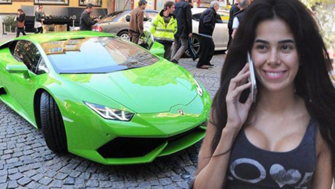 Asena Erkin otomobilini satamadı