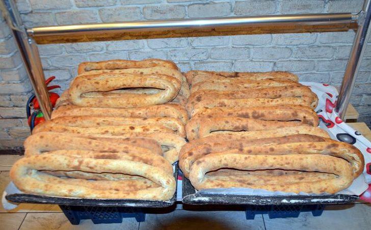 Ramazan gelince sofradaki yerini aldı: Simit dolması G4