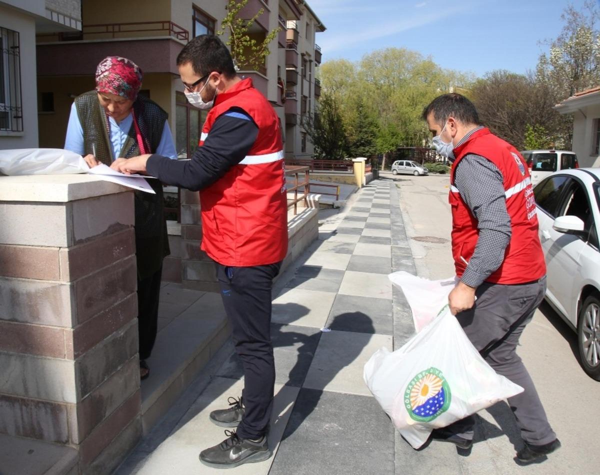 G&ouml;lbaşı Belediyesi ihtiya&ccedil; sahiplerinin yanında