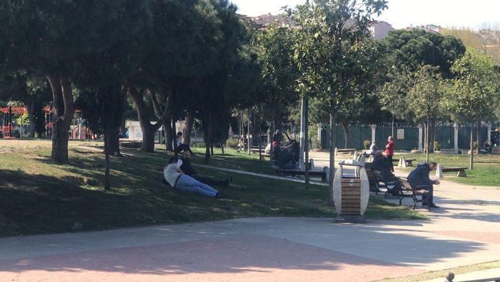 Sosyal mesafe ve maske denetiminde şaşkına çeviren diyalog: 'Hapşırmak için çıkarttım' G1