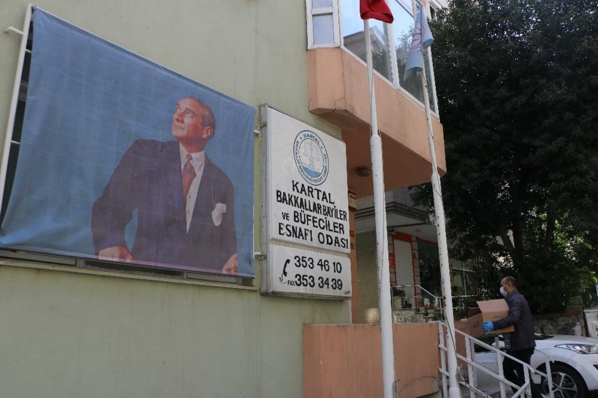 Kartal Esnaf Odalarına belediyeden maske temini