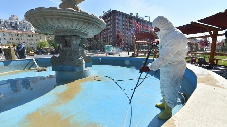 Mamak&rsquo;ta s&uuml;s havuzları temizleniyor