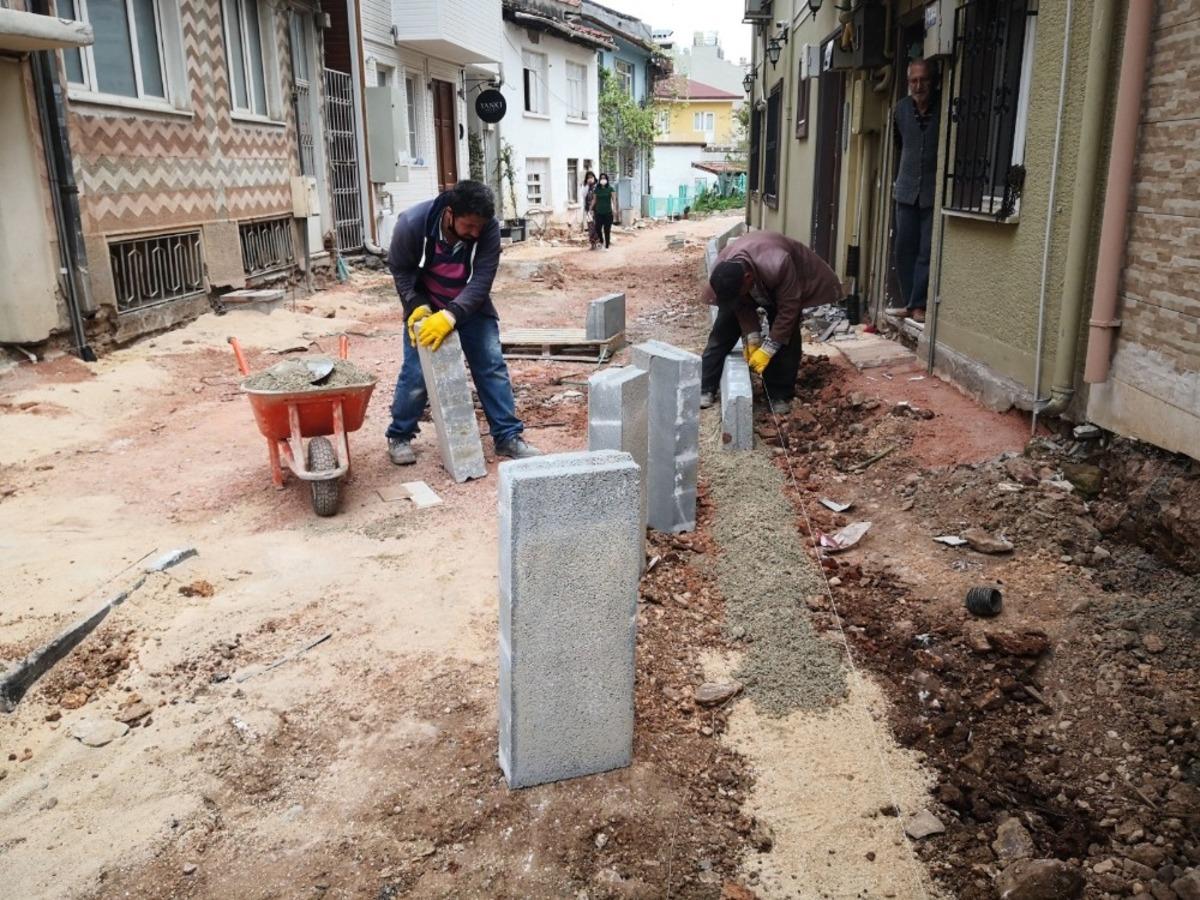 &Ccedil;ekirge&rsquo;de tretuvar ve zemin kaplama &ccedil;alışması