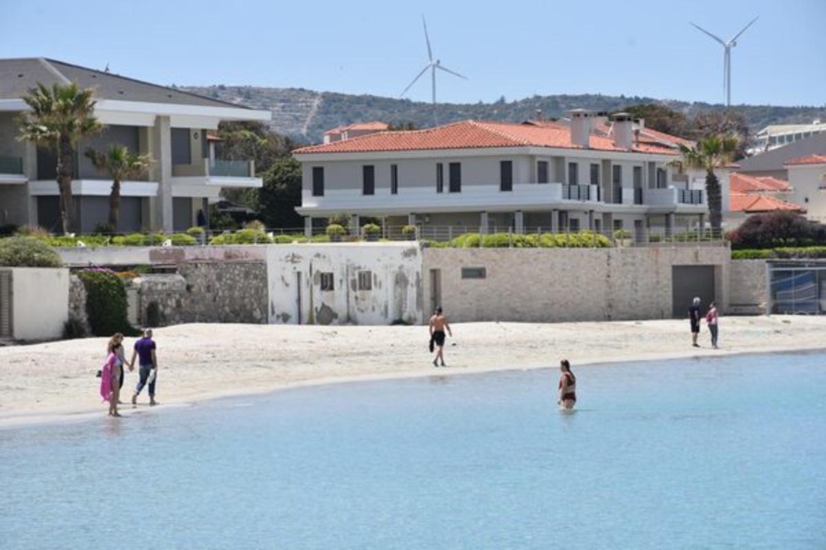 İzmir'de koronavir&uuml;s tedbirlerini hi&ccedil;e saydılar!