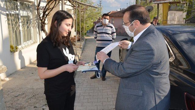 Emet Belediyesi’nden bin 500 öğrenciye kitap