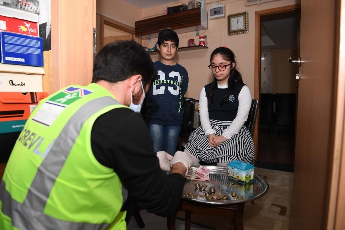 Down Sendromlu Busenur&rsquo;dan &ouml;rnek davranış