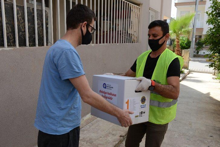 Büyükşehir’in gıda kolileri ihtiyaç sahiplerine ulaşıyor G2