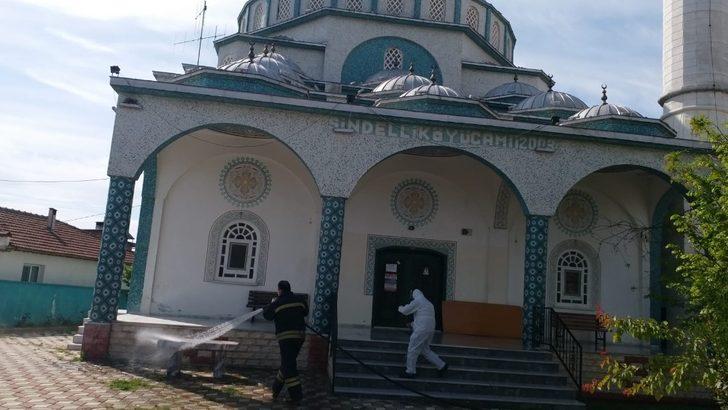 Karantina altındaki Sindelli Mahallesi dezenfekte ediliyor G5