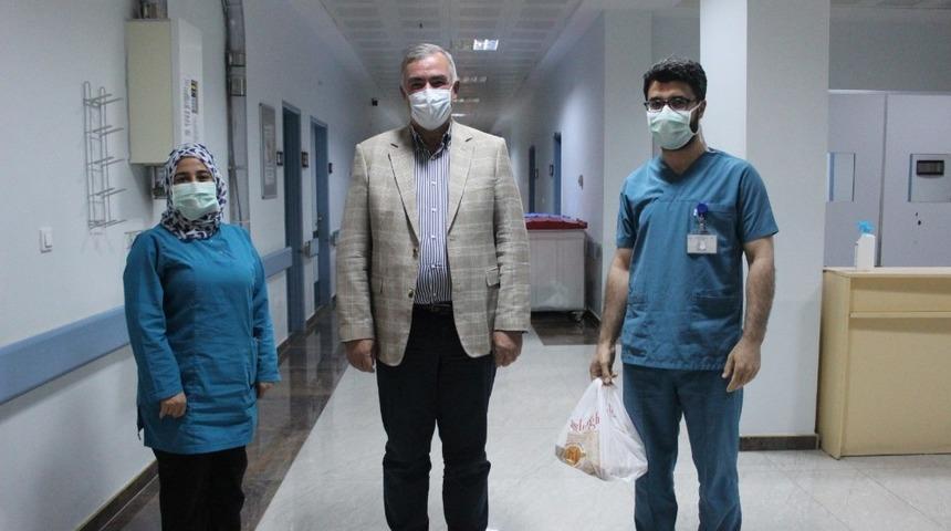 Turalı&rsquo;dan sağlık ve emniyet mensuplarına moral ziyareti