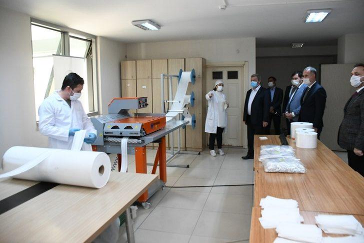 İnegöl Belediyesi bir günde 18 bin maske dağıttı G2