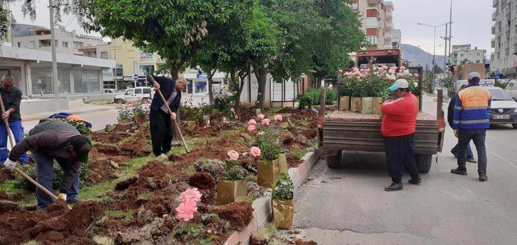 Kozan çiçekli karşılamaya hazırlanıyor G1