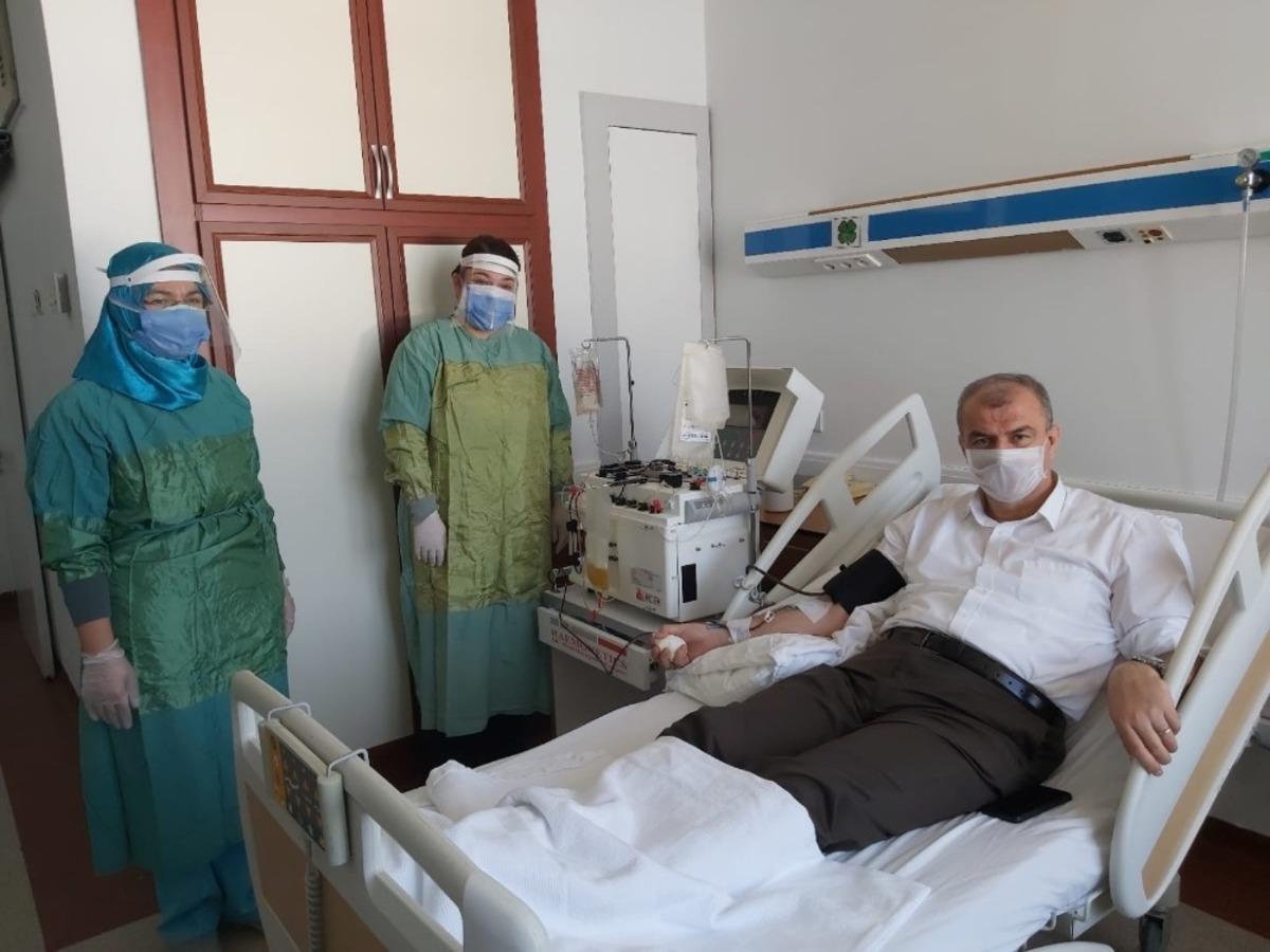 İl Milli Eğitim M&uuml;d&uuml;r&uuml; Okumuş plazma bağışında bulundu