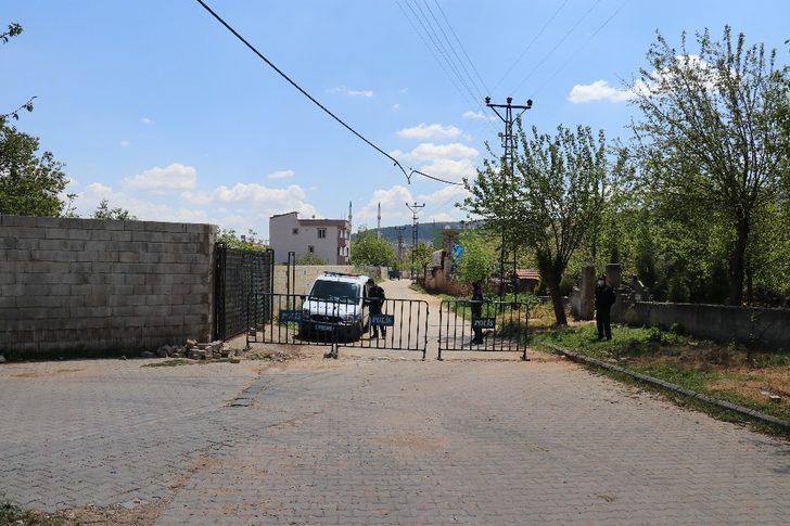 Gaziantep’te bir mahallede korona karantinası G3