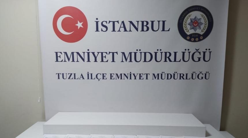 Sahte seyahat izin belgesi ile yolculuk yapan 10 kişi polis yakalandı