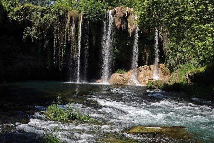 Dünyaca ünlü şelale koronavirüs sonrası kendini yeniledi! G3