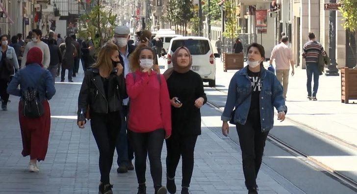İstiklal Caddesi'nde korona önlemlerinden eser kalmadı! G3