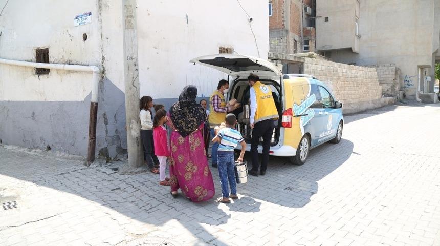 Haliliye&rsquo;de vatandaşlara gıda desteği