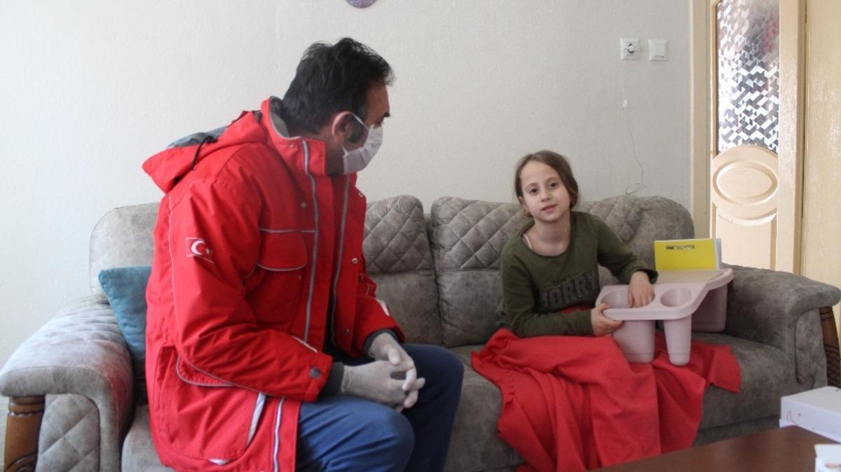 Aylin&rsquo;in ailesinin yardımına Kızılay yetişti