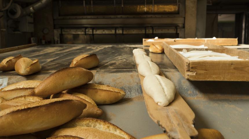 'Ekmeği 90 derecelik fırında 10 dakika tutun' önerisi